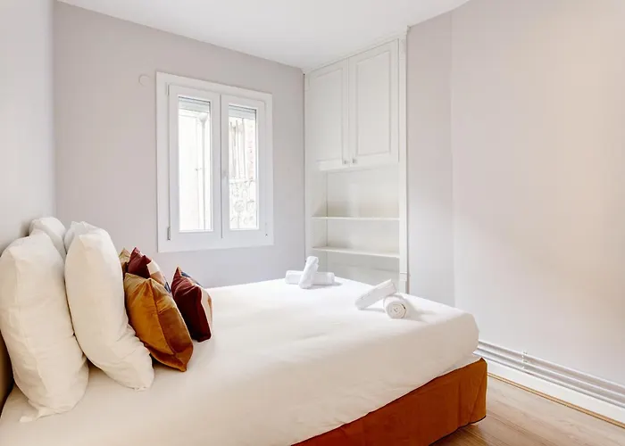 The Maubourg Eiffel Tower Apartment Paris