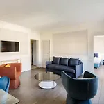 Apartamento The Maubourg Eiffel Tower *