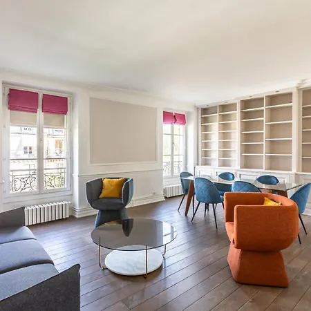 The Maubourg Eiffel Tower Apartment