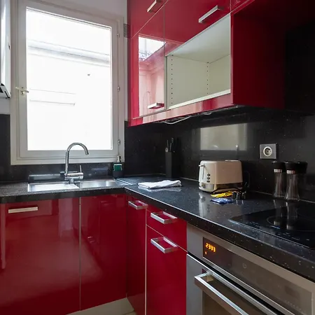 The Maubourg Eiffel Tower