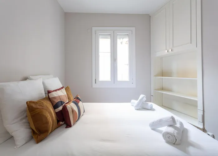 شقة The Maubourg Eiffel Tower باريس