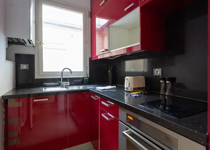 The Maubourg Eiffel Tower