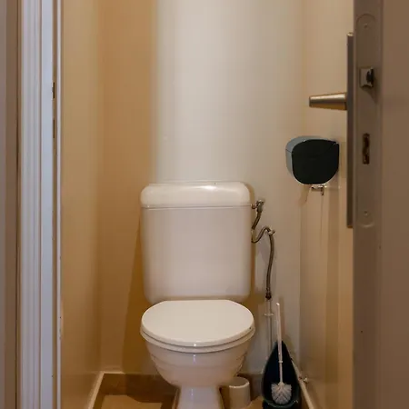 The Maubourg Eiffel Tower * Париж