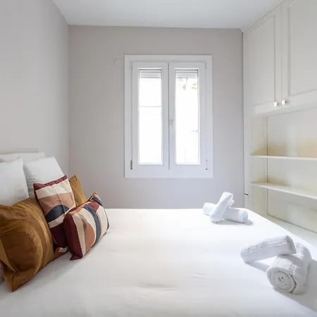 Апартаменты The Maubourg Eiffel Tower Париж